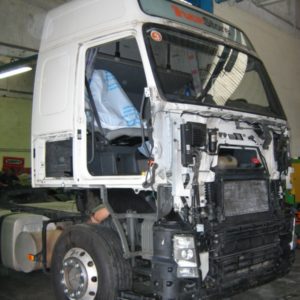riparazione-automezzi-commerciali-by-Carrozeria-Valceresio-Arcisate-24