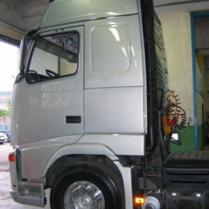 riparazione-automezzi-commerciali-by-Carrozeria-Valceresio-Arcisate-28